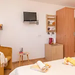Sobe Na Konalu 3*
