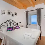 Gostinjska kuća Sobe Na Konalu 3*
