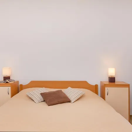 Guest house Sobe Na Konalu 3*