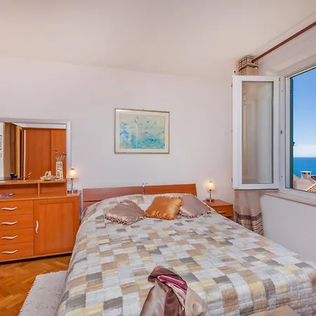 Guest house Sobe Na Konalu