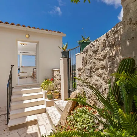 Guest house Sobe Na Konalu 3*
