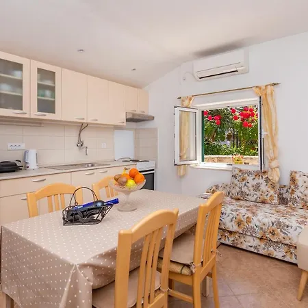 Sobe Na Konalu Guest house 3*
