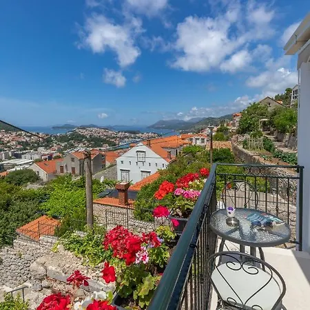 Gostinjska kuća Sobe Na Konalu