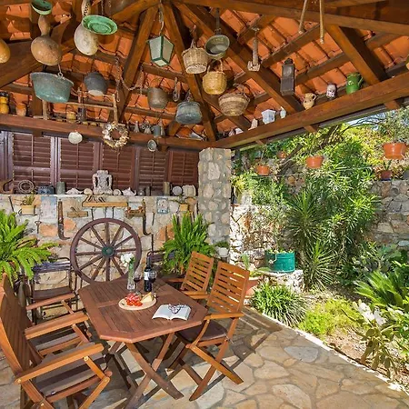 Sobe Na Konalu Gostinjska kuća 3*